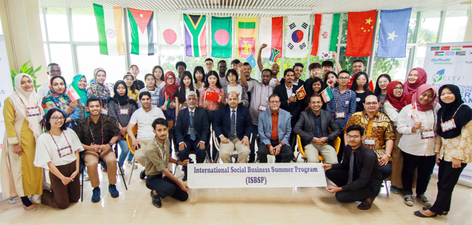 Prof Dr Yousuf Mahbubul Islam, Vice Chancellor and Prof Dr SM Mahbubul Haque Majumder, Pro Vice Chancellor of Daffodil International University along with the participants at the inaugural ceremony of International Social Business Summer Program 2019 at