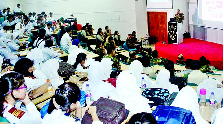 Teachers and cadets of the Armed Forces Medical College of Dhaka Cantonment participate in a seminar on 'Dengue' at the gallery of the college on Thursday. ISPR photo