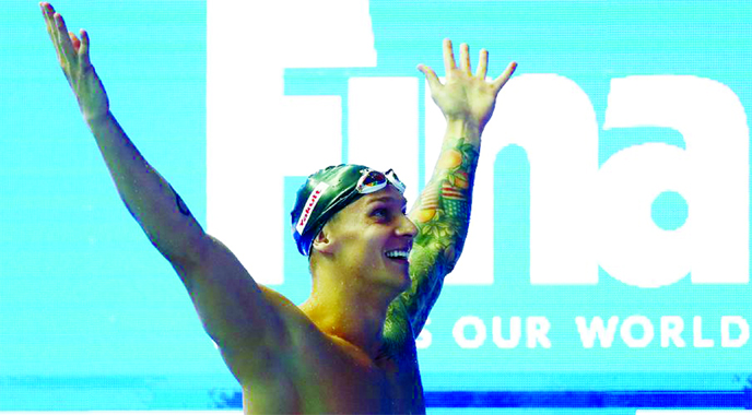 American Caeleb Dressel set a world record of 49.50 seconds in the semi-finals of the men's 100 metres butterfly at the World Championships in Gwangju on Friday.