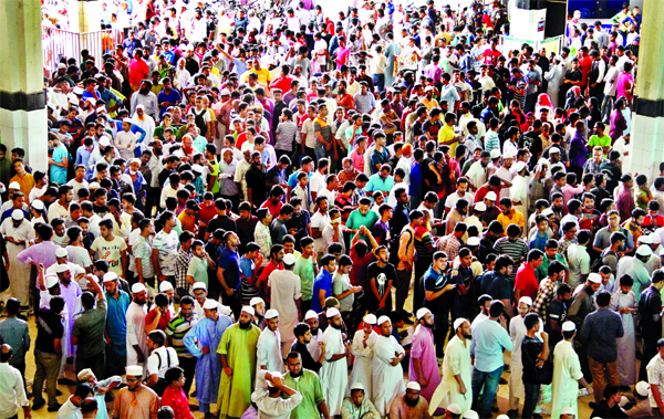 Home-bound people thronged the Kamalapur Railway Station counter for collecting advance train tickets, begin to sale from Monday for celebrating Eid-ul-Azha with their near and dear ones.