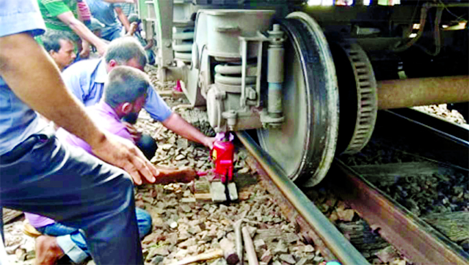 Two compartments of the Khulna-bound Sundarban Express were derailed on Friday morning. The communication were restored later on.