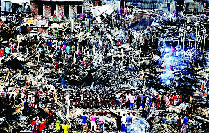 About 300 shanties were gutted as massive fire that broke out at Chalantika Slum at Mirpur-7 area in city.