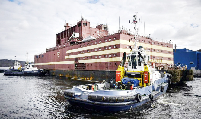 The Akademik Lomonosov is due to go into operation by the end of year, mainly serving the region's oil platforms as Russia develops the exploitation of hydrocarbons in the Arctic.