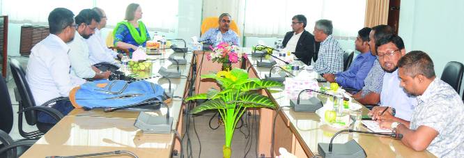 AGRI-VARSITY (Mymensingh): IRRI representative for Bangladesh Dr. Humnath Bhandari called on BAU Vice-Chancellor Prof Dr. Lutful Hassan during his visit at the Bangladesh Agricultural University on Wednesday.