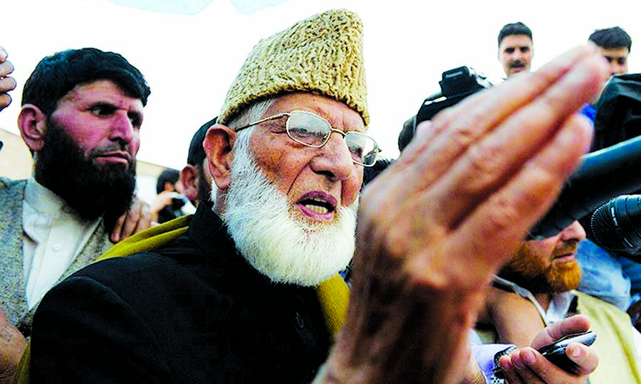 Hurriyat leader Geelani issues 5-point 'programme of action' for resistance against Indian govt on Sunday. Internet photo
