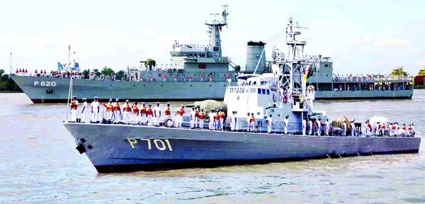 Sri Lankan warships 'Sayura' and 'Nandimitra' anchored at Chattogram Dry Dock Jetty on Monday.