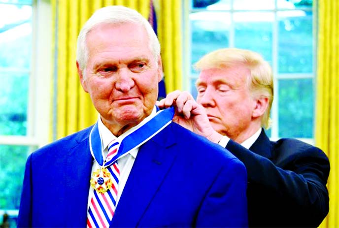 NBA great Jerry West receives the Presidential Medal of Freedom from US President Donald Trump at Washington on Thursday.