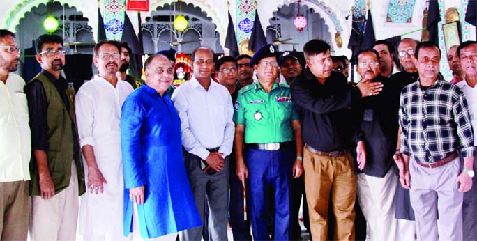 DMP Commissioner Asaduzzaman Mia along with high police officials inspected the Hossani Dalan Area in the city on Saturday to witness the security measures on the occasion of holy Ashura to be observed on Tuesday.