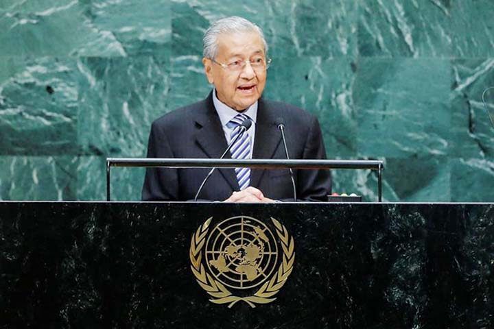 Malaysian Prime Minister Mahathir Mohamad said that Malaysia and many others lost a big market when sanctions were applied on Iran.