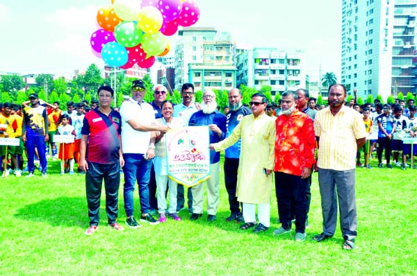 Chief Coach of BKSP Md Ali Asgar Khan inaugurating the First Security Islami Bank Limited Under-17 Boys' School Rugby Competition by releasing the balloons as the chief guest at Physical Education College Ground in the city's Mohammadpur on Friday.