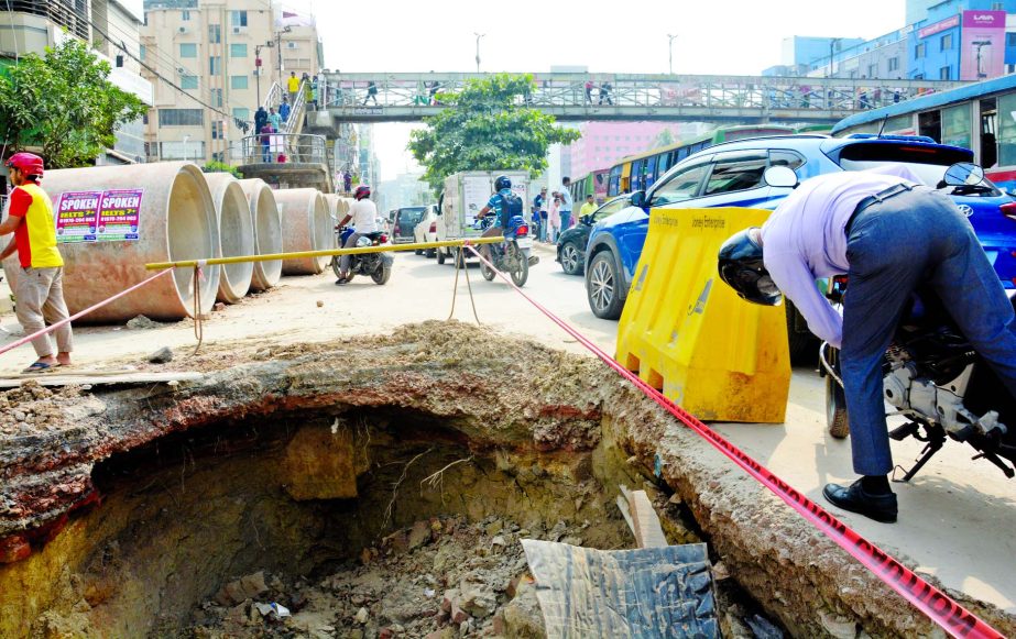 Stormwater pipes are being piled up besides many roads in Dhaka causing huge inconvenience to motorists. This photo was taken from Sector-4 at Uttata on Tuesday.