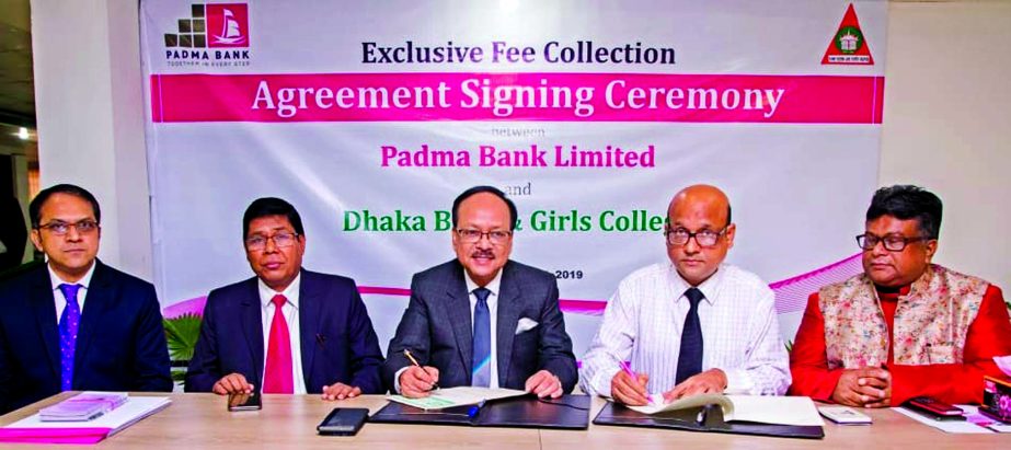 Md Ehsan Khasru, CEO of Padma Bank Limited and Advocate A.K. Sikder Azad, President of Governing Body of Dhaka Boys & Girls College, signing an agreement at the bank's head office in the city recently. Under the deal, the bank will very soon launch a Mob