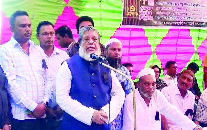 SAGHATA (Gaibandha): Deputy Speaker of the Jatiya Sangsad Adv Md Fazle Rabbi Miah MP speaking at a dissuasion meeting on the occasion of the Jail Killing Day yesterday.