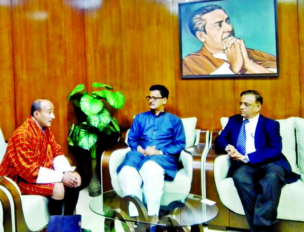 Visiting Economic Affairs Minister of Bhutan Loknath Sharma called on State Minister for Shipping Khalid Mahmud Chowdhury MP at his Secretariate office yesterday .