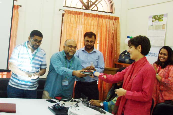 A workshop was held at permanent Campus at Kumira of International Islamic University Chittagong (IIUC) on creative writing arranged by English Language and Litareary Society(ELS) at Central Libreary British Council Corner onTuesday. British Nobelist Ya