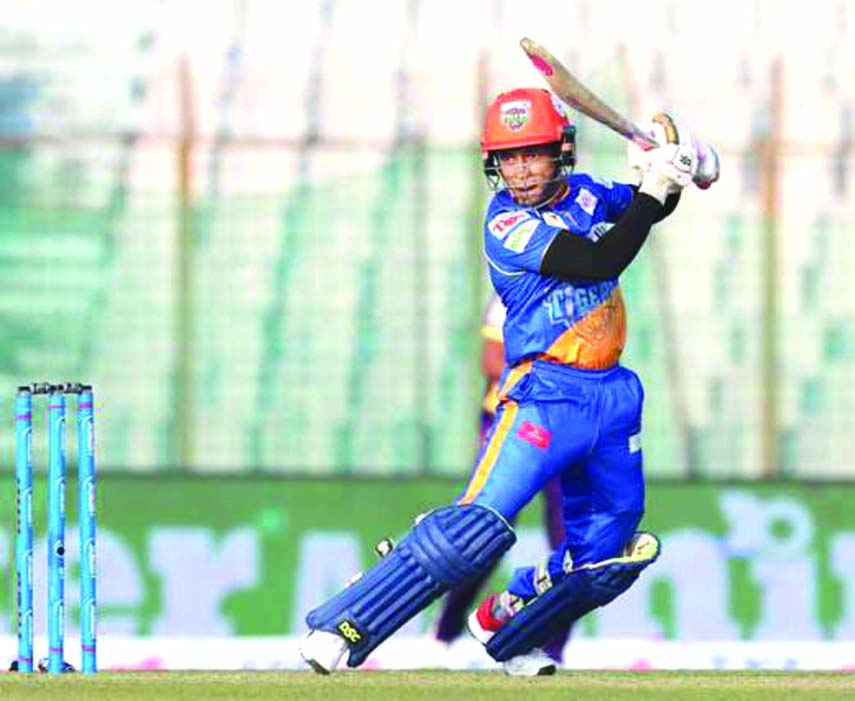 Mushfiqur Rahim of Khulna Tigers, plays a shot during the Twenty20 cricket match of the Bangabandhu Bangladesh Premier League (BPL) at Zahur Ahmed Chowdhury Stadium in Chattogram on Tuesday. Mushfiq hit 96.