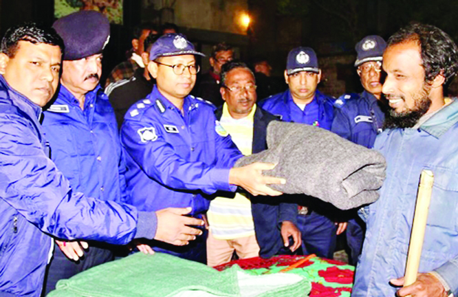 MYMENSINGH: Mymensingh Police Super Shah Abid Hossain distributed blankets among distressed people on Wednesday.