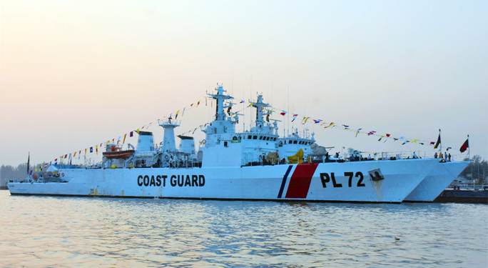 The ship Syed Nazrul of Bangladesh Coast Guard was opened for public at Patnga Sea Port in observance of the Victory Day recently.
