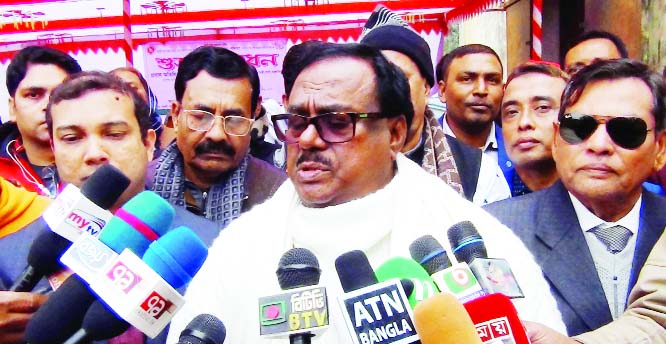 NAOGAON: Food Minister Sadhan Chandra Majumder MP addressing the inaugural ceremony of paddy and rice harvesting in the Aman season under the 'Farmer's App' at the Food Administration Warehouse at Naogaon Sadar Upazila on Friday morning.