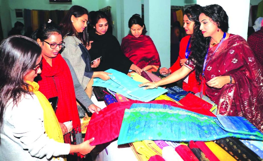 Visitors choosing products at We Colorful Fest 2019 organised by 'Women & e-Commerce' at city's WVA auditorium recently.