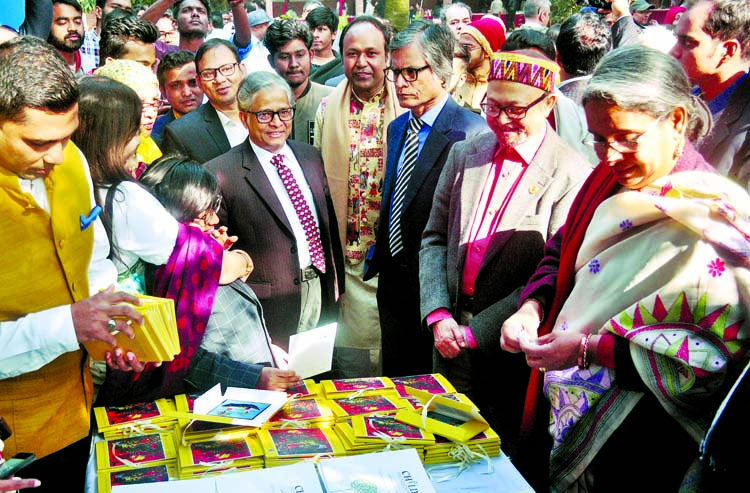 Education Minister Dr Dipu Moni MP visited different stalls at the first day of 3-day long Zainul Festival marking the 105th birth anniversary of Shilpacharya Zainul Abedin at Bakultala on Dhaka University (DU) campus yesterday . DU VC Prof Dr Md A
