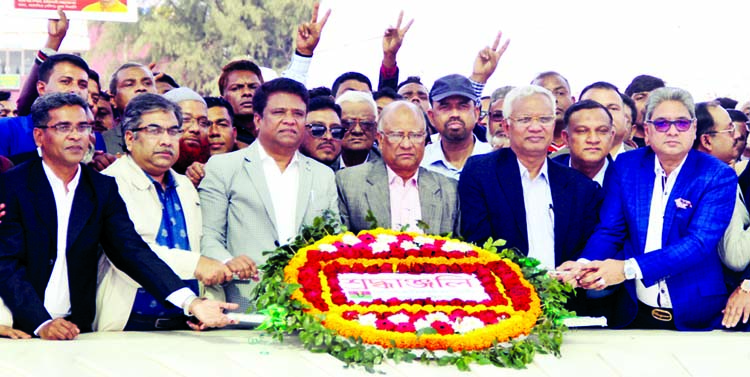 BNP Standing Committee Member Dr Khondkar Mosharraf Hossain along with the leaders and activists of Mymensingh district BNP's Convening Committee paying tributes to former President Ziaur Rahman placing wreaths on his mazar in the city on Thursday.