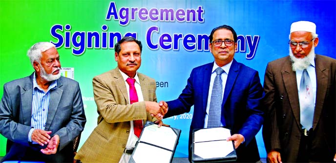 Dr. Abul Kalam Azad, Director General of Bangladesh Agricultural Research Institute (BARI) and Dr. F H Ansarey, CEO of ACI Agribusiness, exchanging a technical collaboration agreement signing document to support each other to conduct crop research, develo