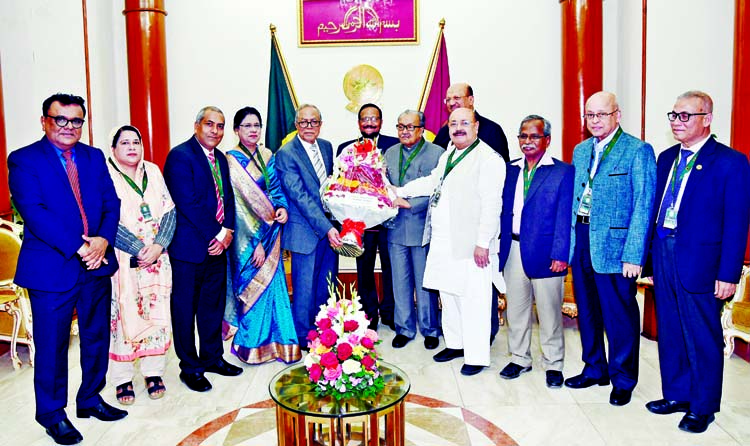 A delegation of Bangladesh Press Council led by its Chairman Justice Mohammad Mamtaz Uddin Ahmed called on President Md Abdul Hamid at Bangabhaban yesterday. n BSS photo
