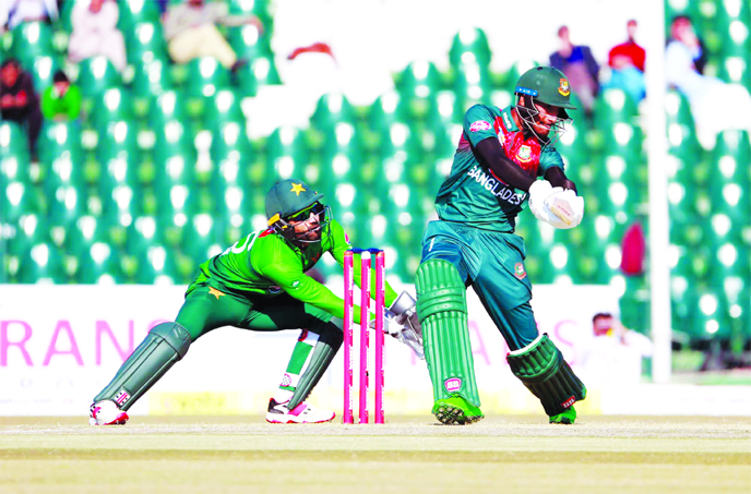 Bangladesh opener Mohammad Naim bats during the first T20I against Pakistan in at Gaddafi Stadium in Lahore of Pakistan on Friday.