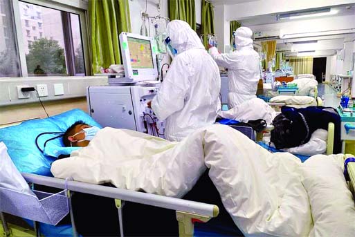 Photographs show patients undergoing treatment at Wuhan Central Hospital in China on Saturday. Internet photo