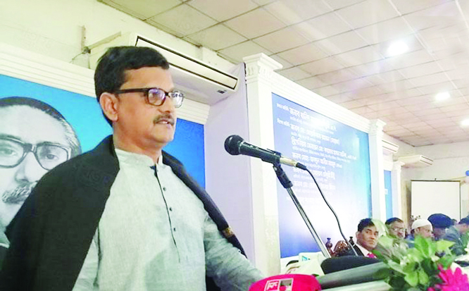 RANGPUR: State Minister for Shipping Khalid Mahmud Chowdhury MP addressing a discussion meeting on the occasion of the International Customs Day at Shitol Community Centre in Rangpur as Chief Guest yesterday.