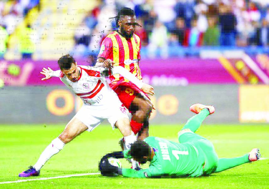 Mahmoud Hamdi of Egypt's Zamalek team, in action against Esperance Sportive de Tunis' Ibrahim Ouattar in their CAF Super Cup match at Doha in Qatar on Friday.