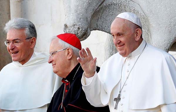 Pope appears to give thumbs down to Trump's Mideast peace plan.