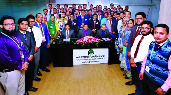 Abdul Aziz, AMD of First Security Islami Bank Limited, poses for photograph with the participants of a 5-day long workshop on 'General Banking Operations' at its Regional Training Institute in Chattogram recently. Mohammad Hafizur Rahman, Chattogram Zon