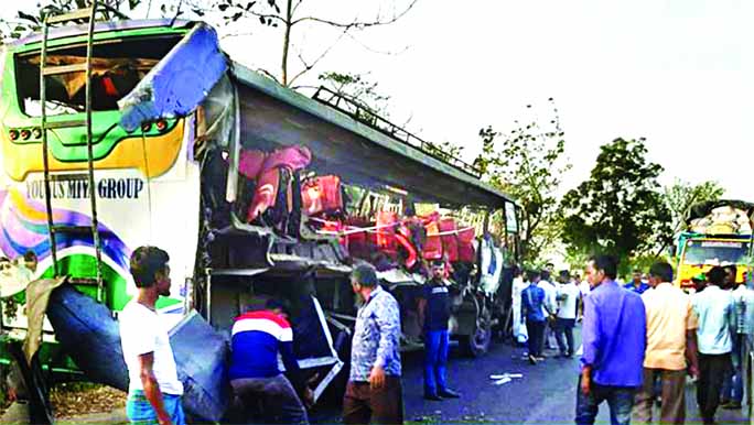 A passenger bus collided with a truck in Fakirhat upazila of Bagerhat on Saturday, leaving five people killed and 30 others injured.