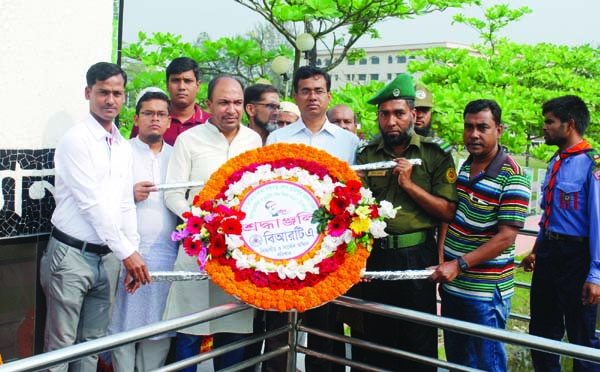 BARISHAL: Officials BRTA placing wreaths at the mural of Bangabandhu marking the birth centenary of Father of the Nation Bangabandhu Sheikh Mujibur Rahman and National Childrenâ€™s Day on Tuesday.