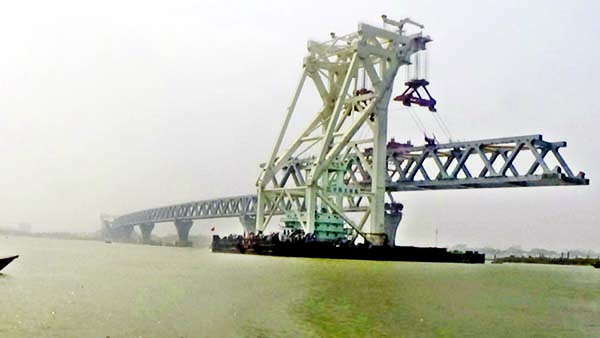 The 27th span of the Padma Multipurpose Bridge was installed at Zazira point in Shariatpur on Saturday.