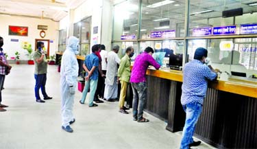 Branches of commercial banks opened after the weekend attracted smaller customer turnout amid coronavirus scare. This snap was taken from Sonali Bank's local office on Sunday.