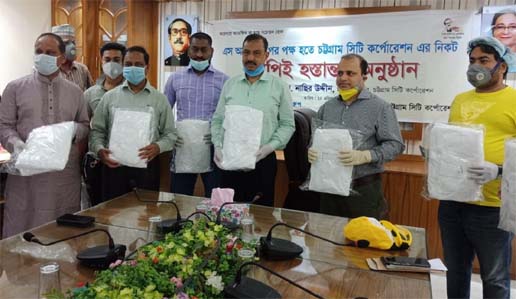 S Alam Group handed over 2,000 pieces of Personal Protective Equipment (PPE) to the Chattogram City Corporation Mayor A J M Nasir Uddin for all Hospitals under the city corporation at CCC auditorium on Sunday. Md Akiz Uddin, PS to Chairman of S Alam Group