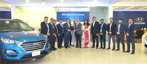 Mashud Ibne Mahbub, Head of Priority Banking Acquisition of Standard Chartered Bank and Syed Shakeel Ahmed, Managing Director of Hyundai Motors Bangladesh Limited (HMBL) exchanging a MoU signing document at HMBL office in the city recently. Under the deal