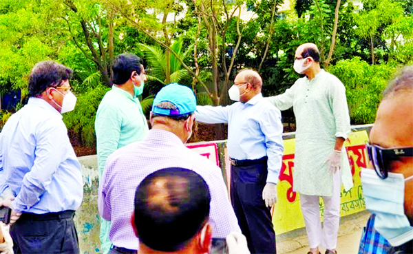 LGRD and Cooperatives Minister Tajul Islam visited some canals under RAJUK, WASA and Water Development Board in the city's Uttara on Tuesday.