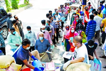 Sale of kitchen items at fair price drew huge buyers on Sunday on the city's Baily Road.