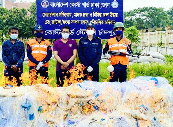 Bangladesh Coastguard seizes huge current net worth about Taka 7 crore and 18 lakh by conducting raid at two godowns and three shops at Jogipatti Old Market in Chandpur thana on Saturday. Coastguard photo