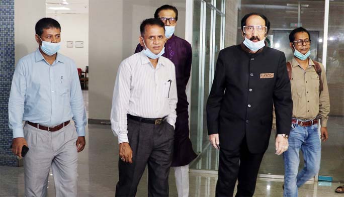 Syed Abu Hossein Babla, MP, and several other leaders of the Jatiya Party leaving the Election Commission Office after holding talks on election with the Chief Election Commissioner on Sunday.