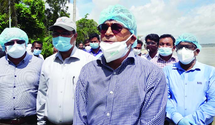 Deputy Minister for Water Resources AKM Enamul Haque Shamim visits the progress of work of Bank Protection Project of Padma River in Naria and Zazira in Shariatpur on Wednesday.