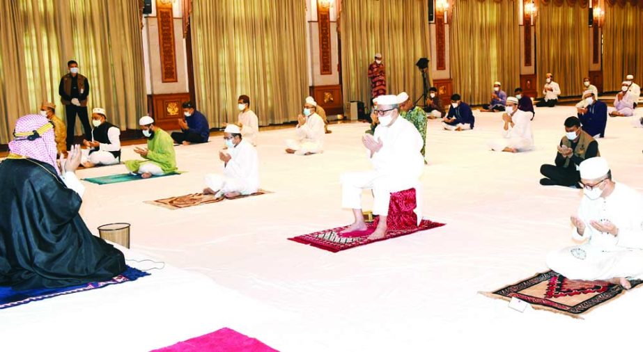 President Abdul Hamid offers Munajat after saying Eid-ul-Azha prayers at Bangabhaban Darbar Hall on Saturday. Press Wing, Bangabhaban photo