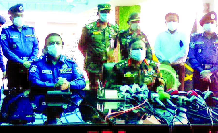 Bangladesh Army Chief General Aziz Ahmed and Inspector General of Police Benazir Ahmed talk reporters during a joint press conference at Jaltaranga, a rest house of Bangladesh Army, in Cox's Bazar on Wednesday.
