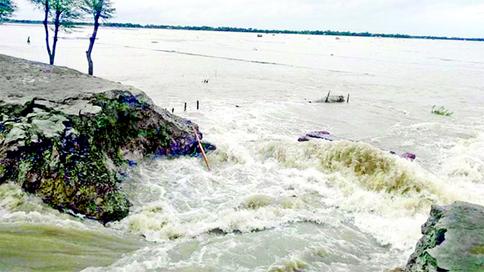 Five villages along with 5000 shrimp hatcheries have gone under water when entire locality flooded following breach in the BWDB embankment at Hariya under Paikgachha of Khulna due to pressure of high tide during new moon.