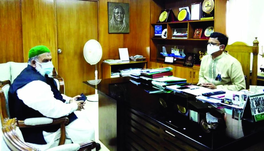 Administrator of Chattogram City Corporation Khorshed Alam Sujan pays a courtesy call on State Minister for Shipping Khalid Mahmud Chowdhury at the latter's office of the Ministry on Wednesday.