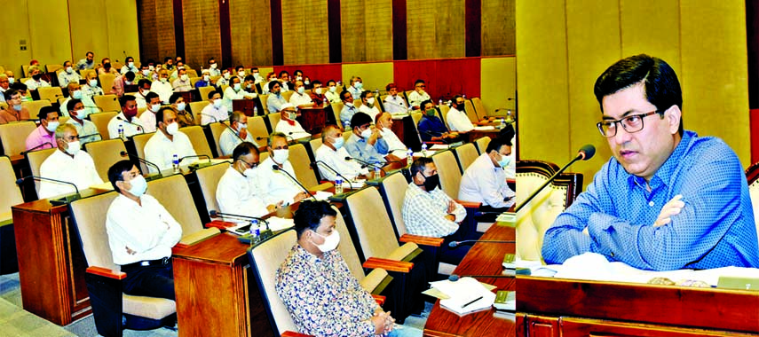Mayor of Dhaka South City Corporation Barrister Sheikh Fazle Noor Taposh speaks at a view-exchange meeting with the officials of Revenue Department in Nagar Bhaban Auditorium on Tuesday stressing upon realizing revenue of the corporation.
